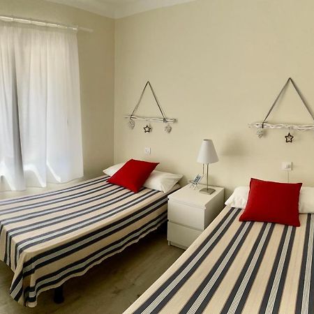 Apartament Grifeu Apartment Llança Екстериор снимка