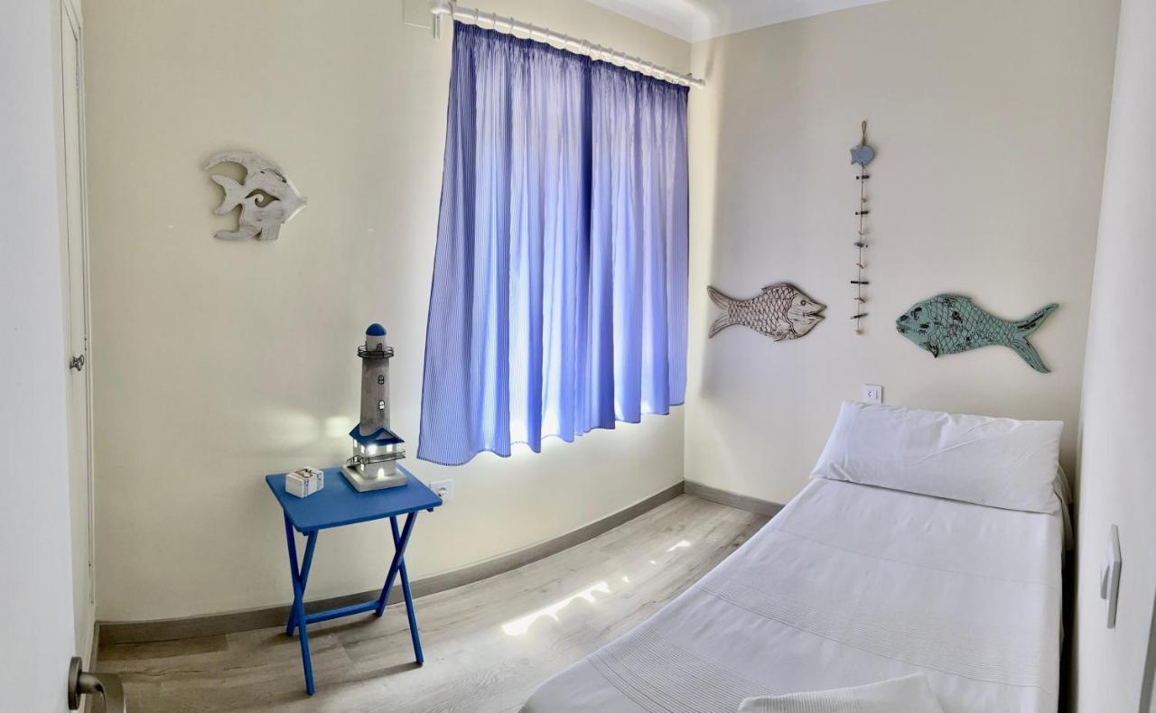 Apartament Grifeu Llança Екстериор снимка